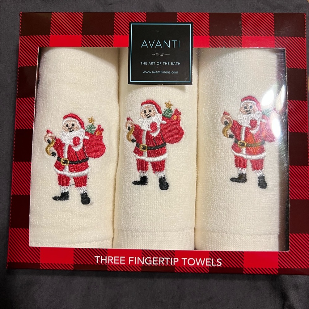 AVANTI SANTA CLAUS FINGERTIP TOWEL SET OF 3